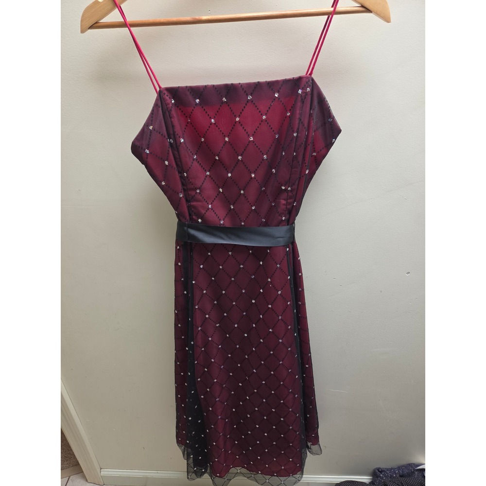 Jessica Howard Evenings Burgundy Black Mesh Sequin Diamond Cocktail Dress Size 4